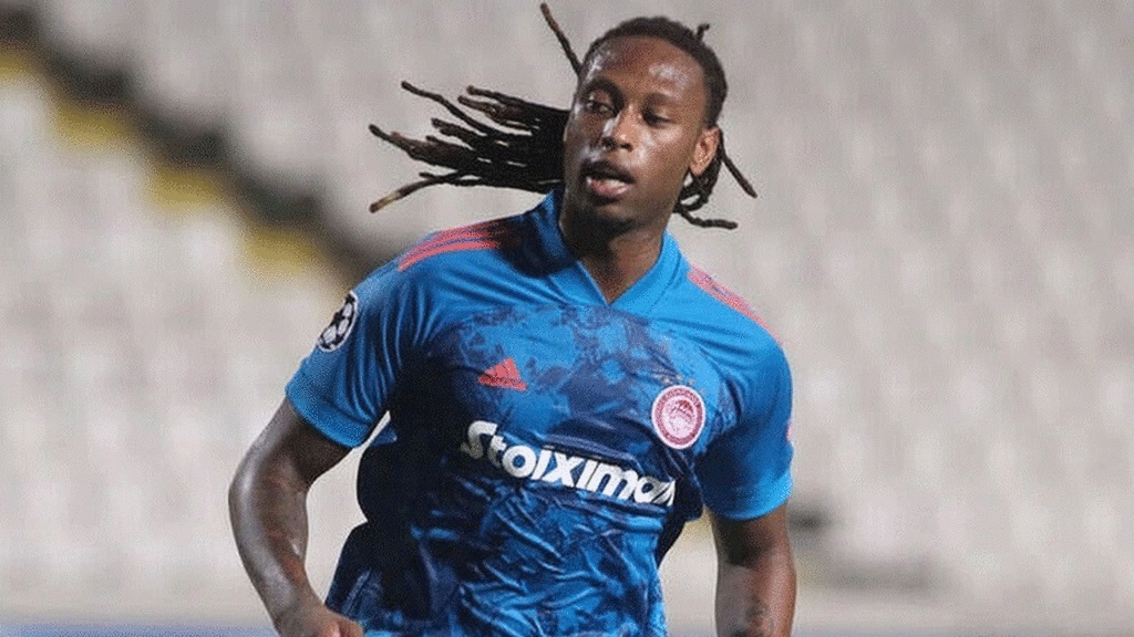 Ολυμπιακός: Έρευνα στην αγορά για στόπερ