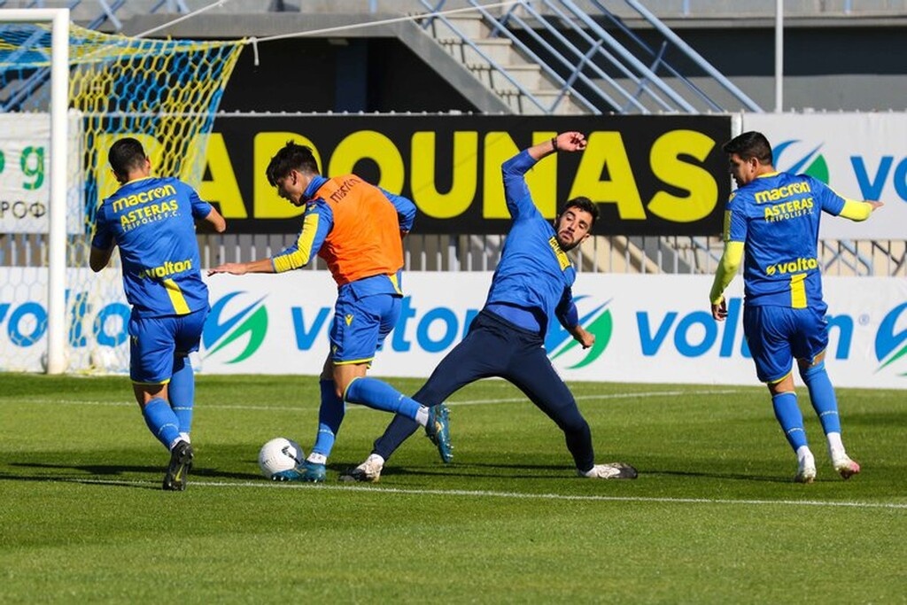 Αστέρας Τρίπολης: Ξεμούδιασαν με οικογενειακό «διπλό» (photos+video)