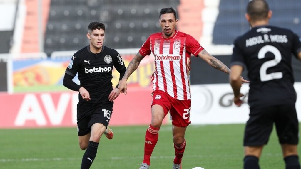 Ολυμπιακός: Αγωνία για Χολέμπας