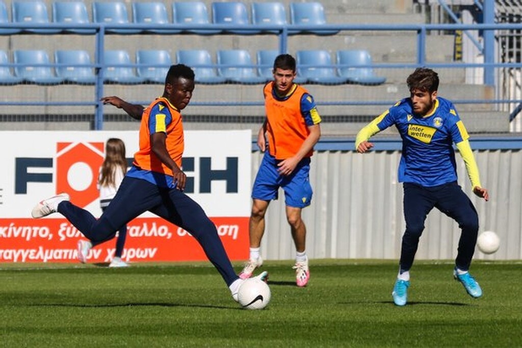 Αστέρας Τρίπολης: Ξεμούδιασαν με οικογενειακό «διπλό» (photos+video)