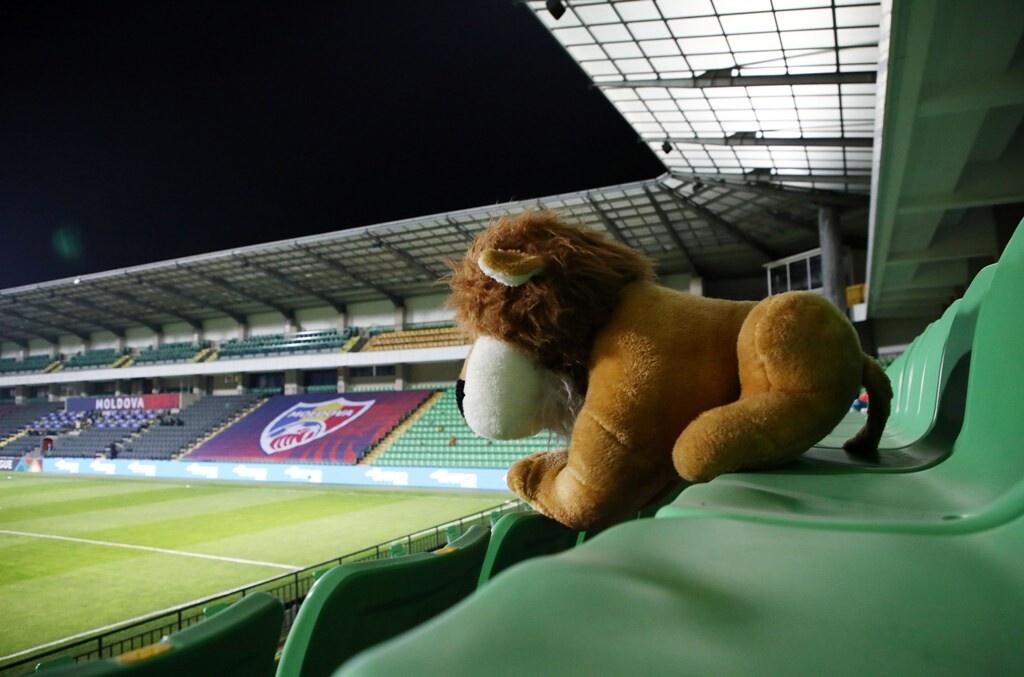 Μολδαβία-Ελλάδα: Μπροστά σε… ιδιαίτερο κοινό το παιχνίδι (photos)