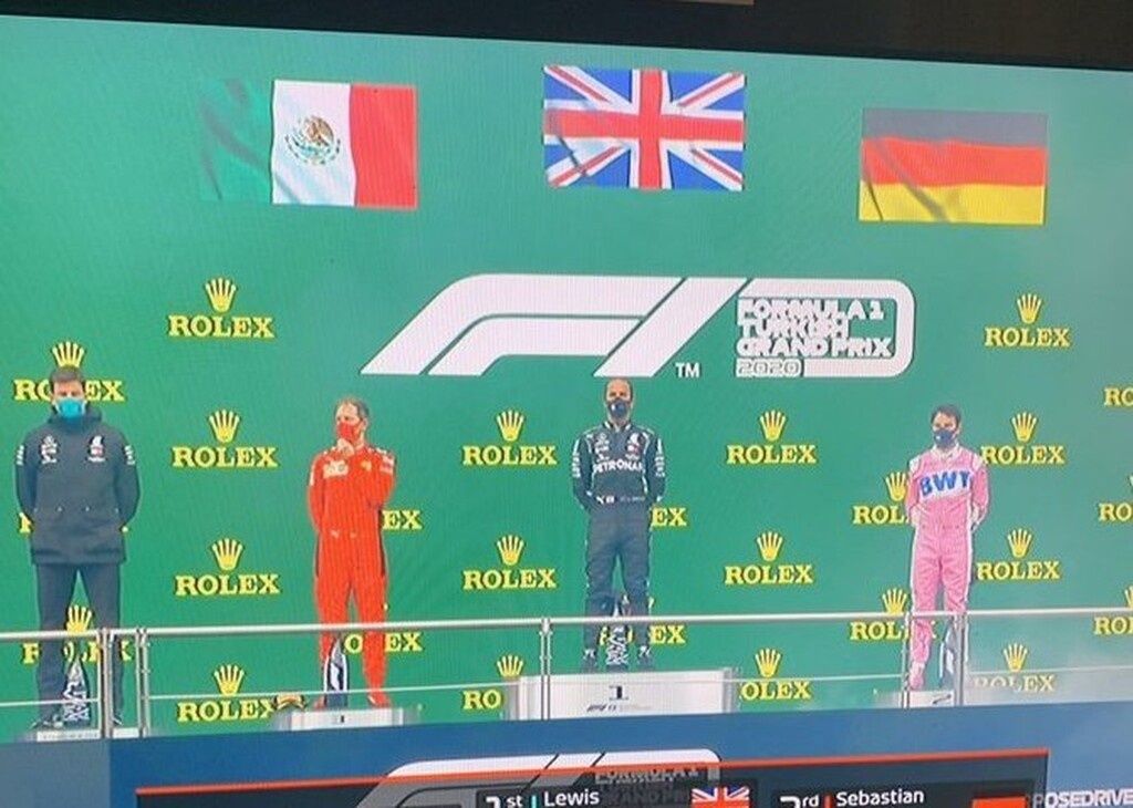 Αλλά οι Τούρκοι έκαναν γκάφα με τις σημαίες, η οποία έκανε τον γύρο του διαδικτύου