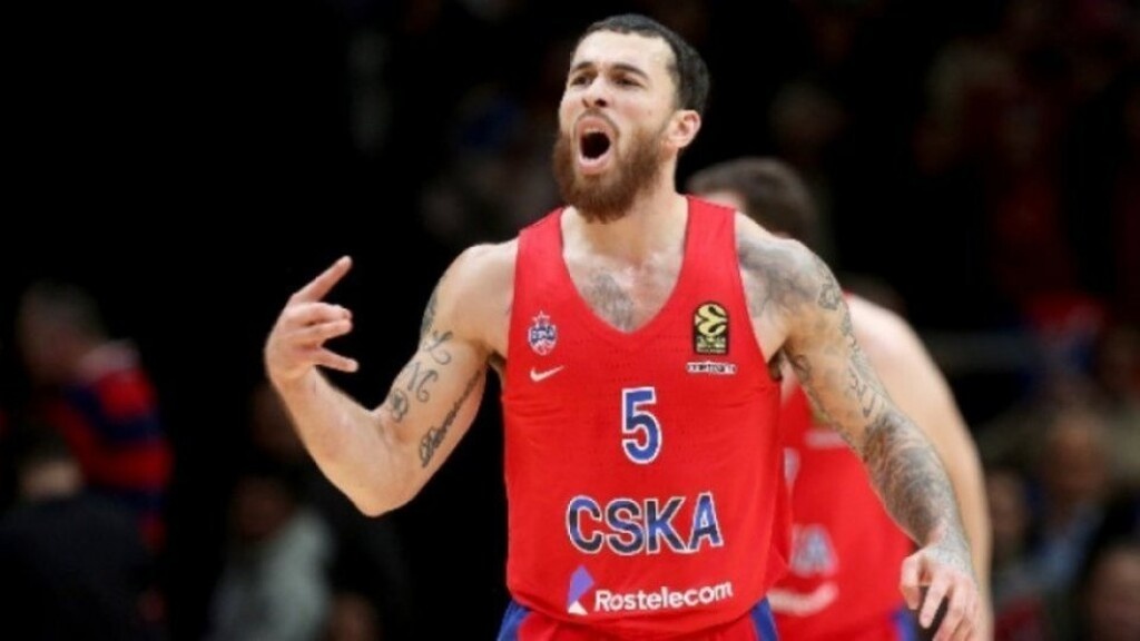 Μάικ Τζέιμς: Η πρώτη του ανάρτηση μετά το επεισόδιο (photos)