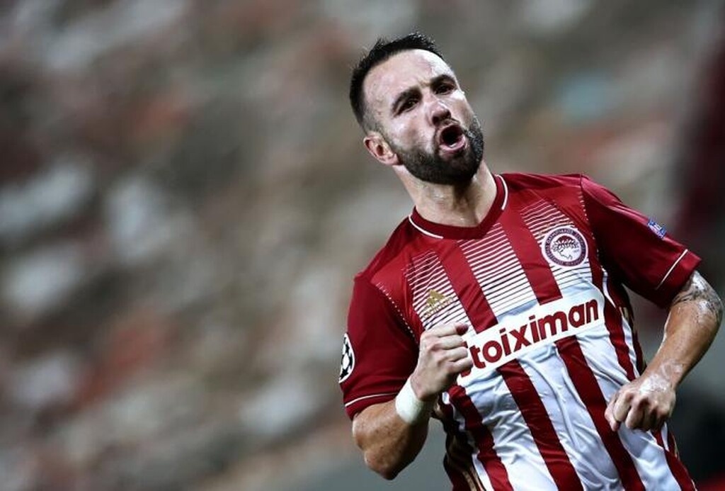 Ολυμπιακός: Έτοιμος για νέο συμβόλαιο ο Βαλμπουενά