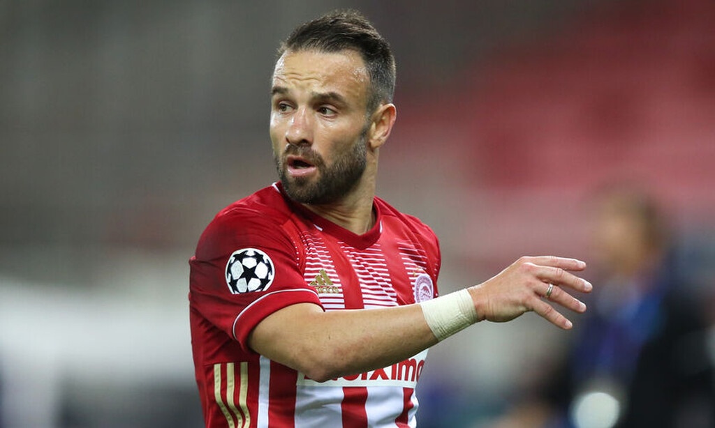 Ολυμπιακός: Έτοιμος για νέο συμβόλαιο ο Βαλμπουενά