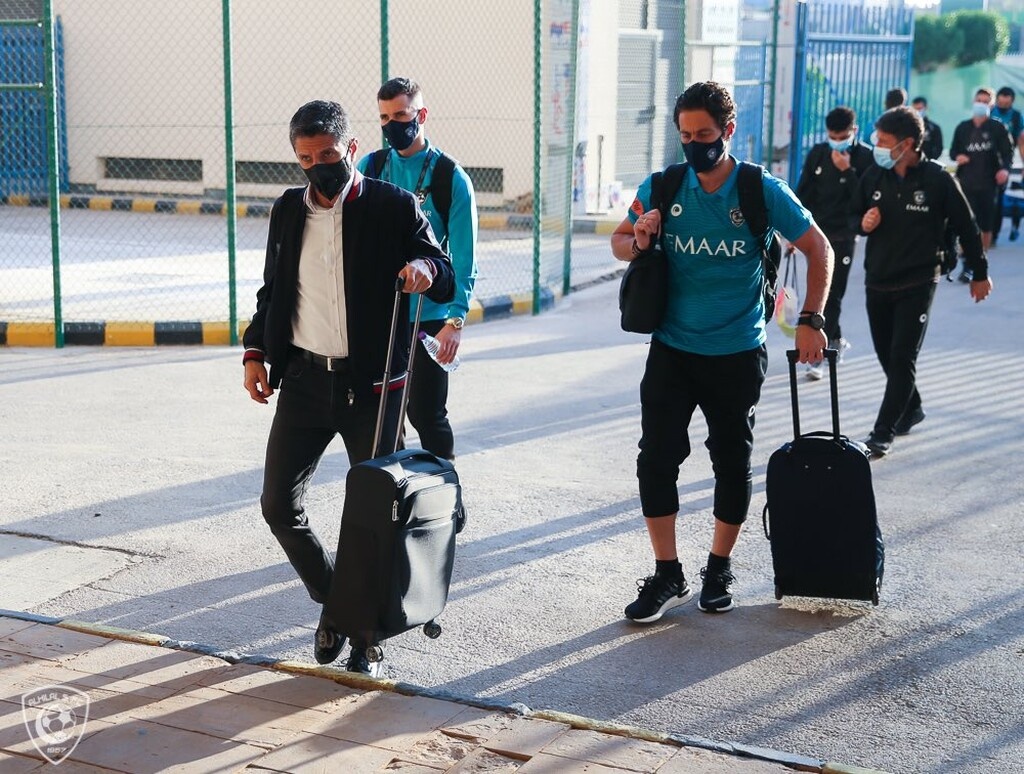 ΠΑΟΚ: Θετικός στον κορονοϊό ο Λουτσέσκου! (photos)
