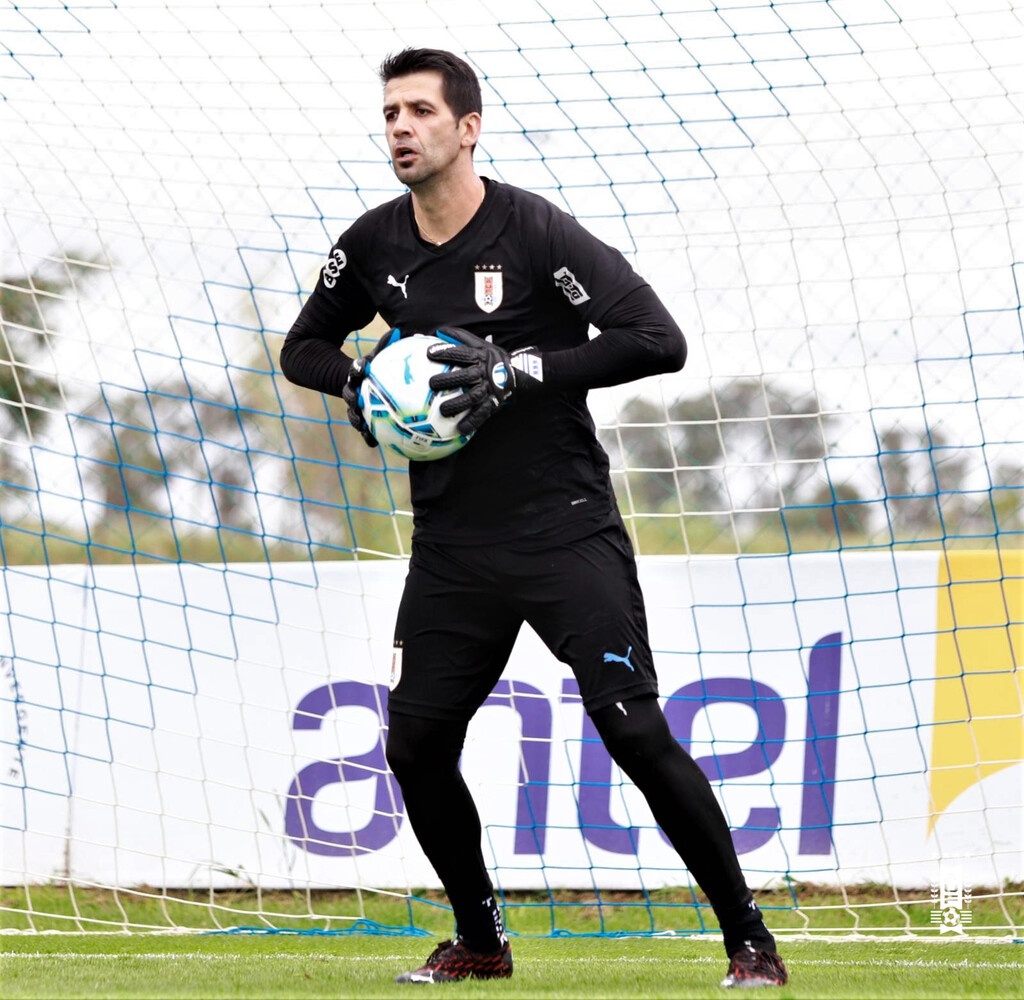 Θετικός στον κορονοϊό ο Σουάρες, χάνει Βραζιλία και Μπαρτσελόνα! (photos)