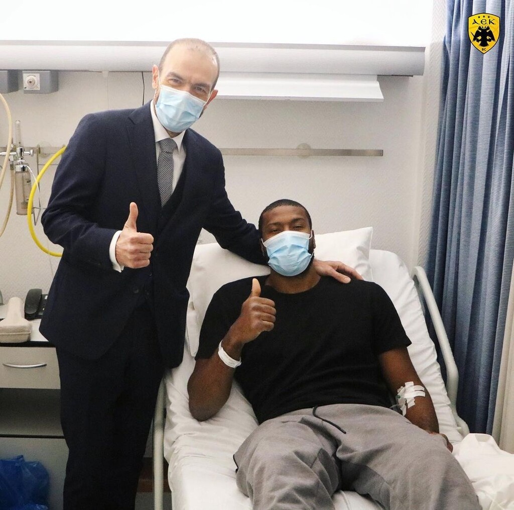 ΑΕΚ: Χειρουργήθηκε ο Σλότερ (photos)