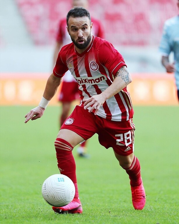 Ολυμπιακός: Τα ματς που χάνει ο Βαλμπουενά - Αγωνία για Πόρτο και ΑΕΚ (photos)