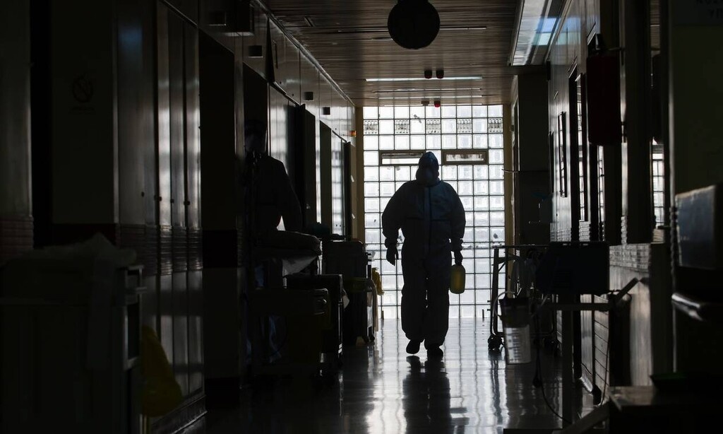 Κρούσματα σήμερα: 3.227 νέα και 59 θάνατοι την Πέμπτη 19/11 - Στους 499 οι διασωληνωμένοι