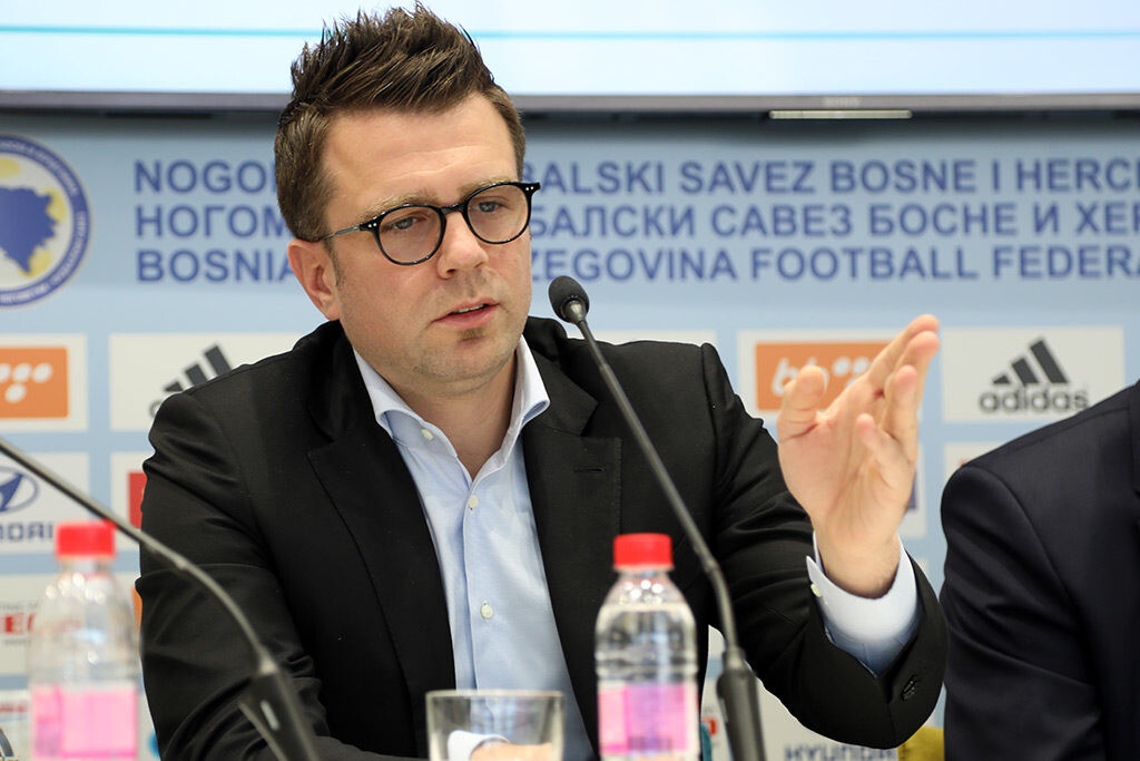 Επεισόδιο με Ντούσαν Μπάγεβιτς στη Βοσνία - Ποιον έπιασε από το λαιμό ο «Ντούσκο»
