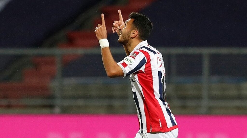Eredivisie: Στον Παυλίδη η ελληνική «μάχη» με Γιακουμάκη (video)