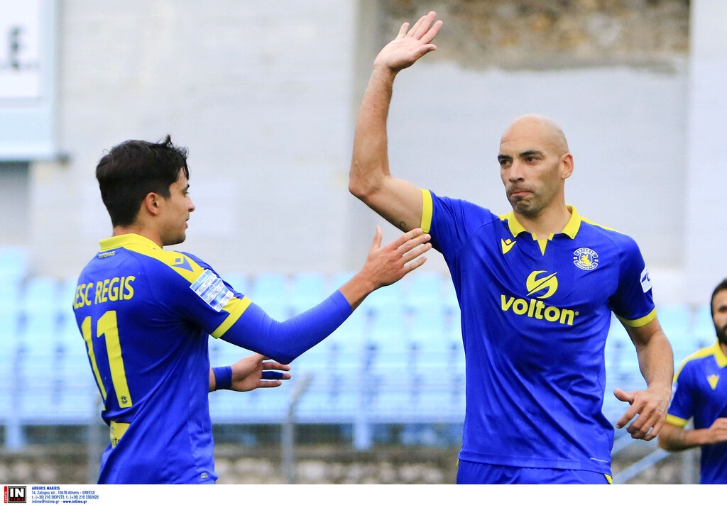 Λαμία-Αστέρας Τρίπολης: Ο Μπαράλες πλήγωσε την πρώην (video)