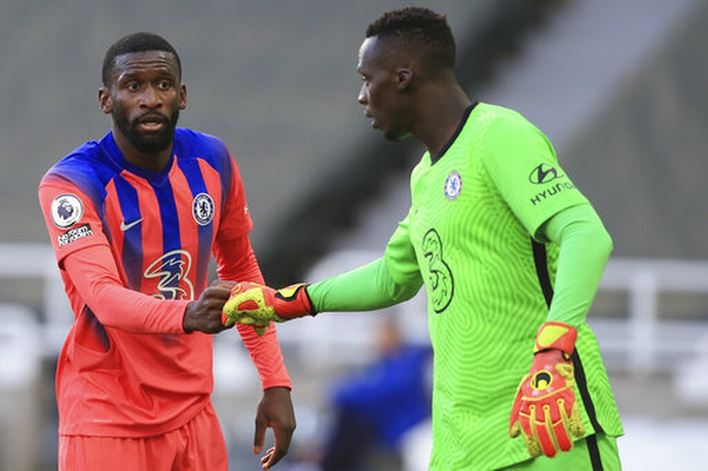 Τσέλσι: Το «τείχος» Μεντί την οδηγεί στην κορυφή (video+photos)