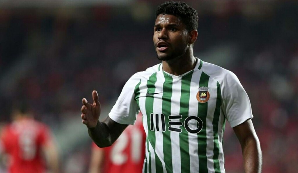 Ολυμπιακός: Σφήνα της Σπόρτινγκ για Ρέις (video+photos)