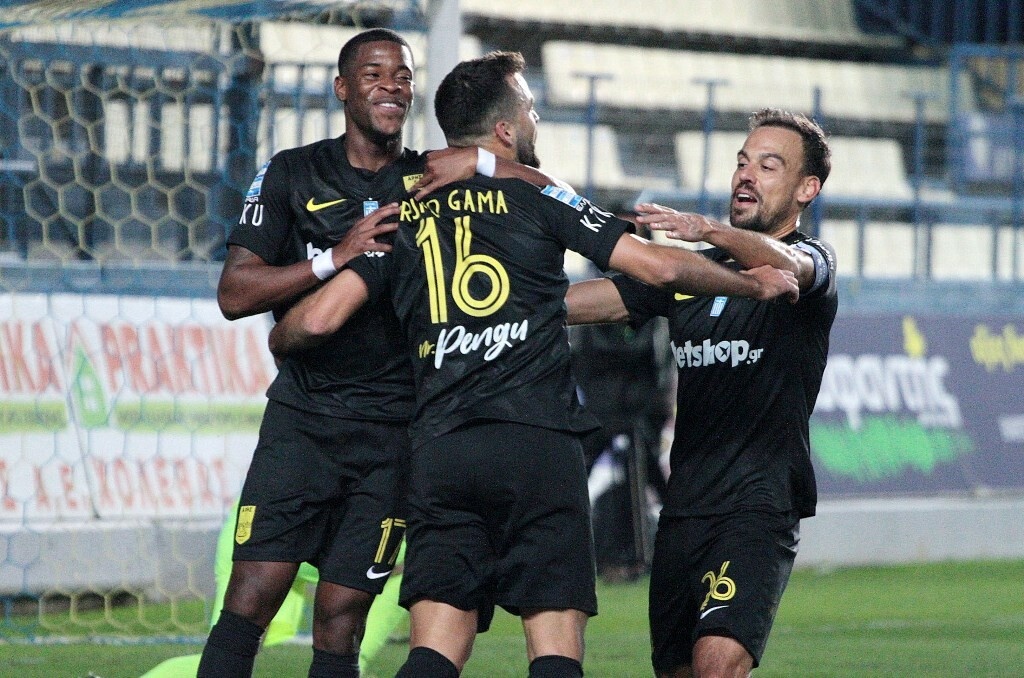 Super League: Η βαθμολογία μετά τα παιχνίδια της Κυριακής (22/11)