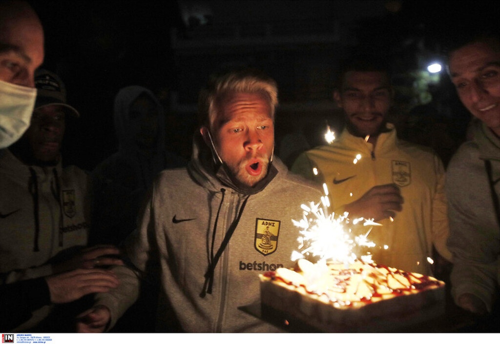 Άρης: Πανηγύρια και τούρτα γενεθλίων! (photos)
