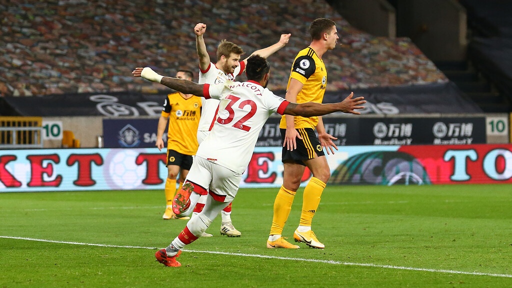 Premier League: Οι «Λύκοι» φρέναραν τους «Άγιους» (photos)