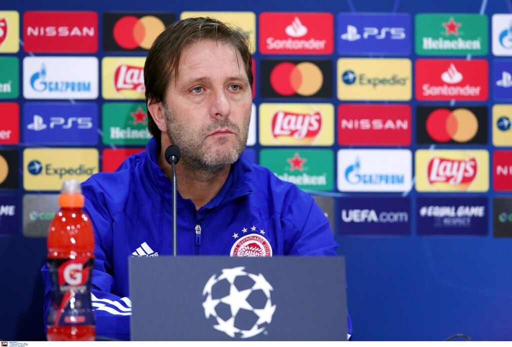 Ολυμπιακός-Μάντσεστερ Σίτι: Έξαλλος με τις συνθήκες στις εθνικές ο Μαρτίνς (photos)