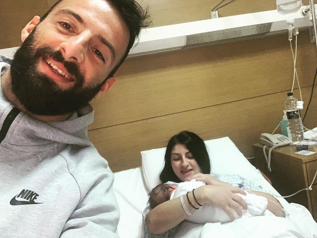 Λάμπουν στην Τουρκία τα ελληνόπουλα και ο χαζομπαμπάς! (photos)