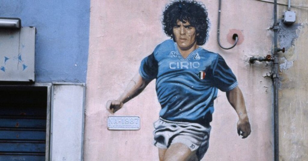 Ντιέγκο Μαραντόνα: Τον Σαν Πάολο παίρνει το όνομά του! (photos)