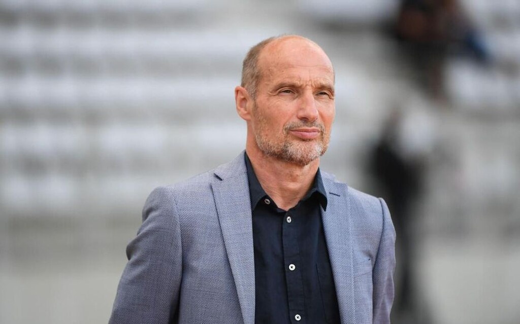 Στο ίδιο έργο θεατές!