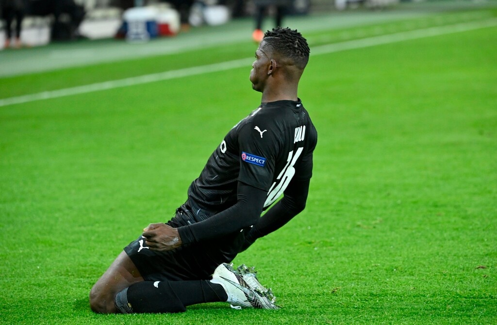 Champions League: Η Γκλάντμπαχ διέλυσε ξανά τη Σαχτάρ, γκολάρα ο Εμπολό! (video+photos)