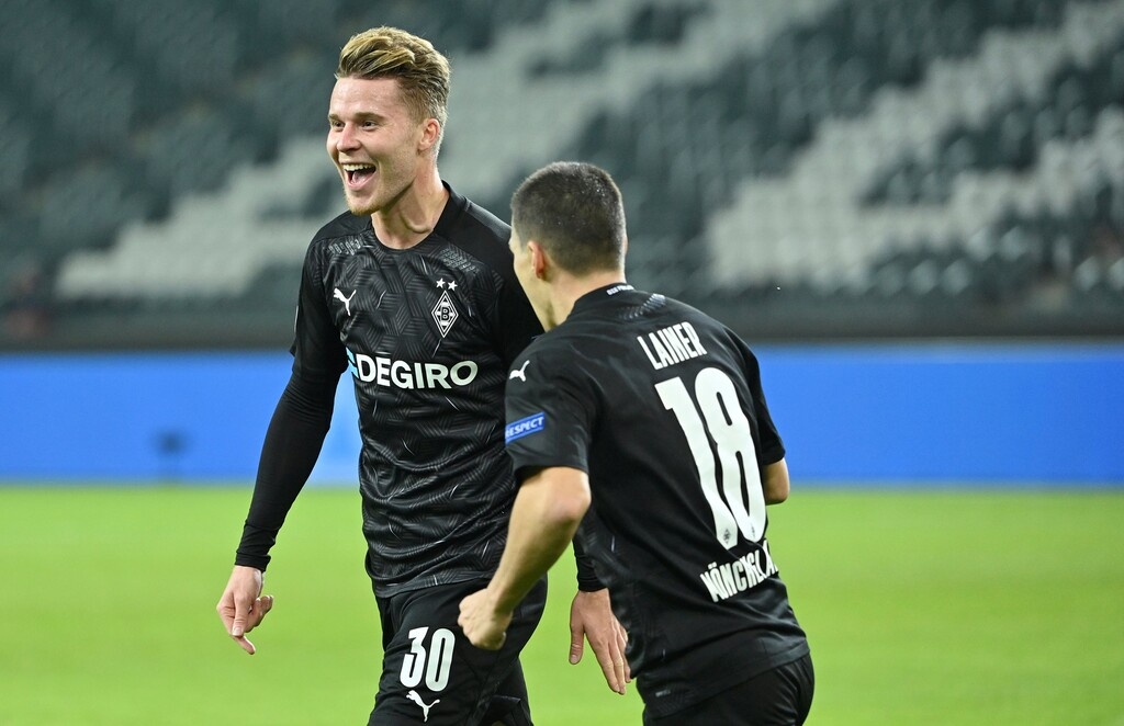 Champions League: Η Γκλάντμπαχ διέλυσε ξανά τη Σαχτάρ, γκολάρα ο Εμπολό! (video+photos)