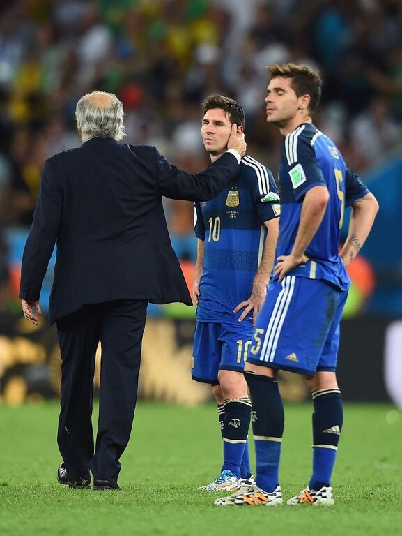 Στο νοσοκομείο σε κρίσιμη κατάσταση ο Αλεχάντρο Σαμπέγια! (photos)