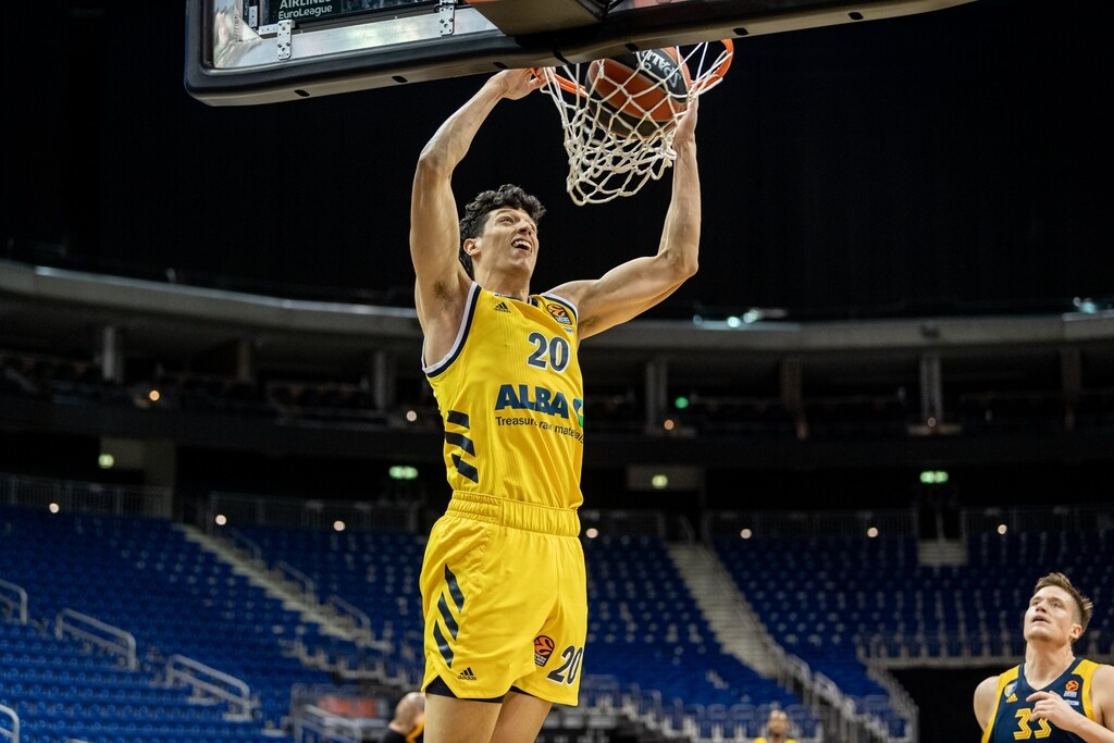 Άλμπα - Χίμκι 100-80: Την χτύπησε στην άμυνα (photos)