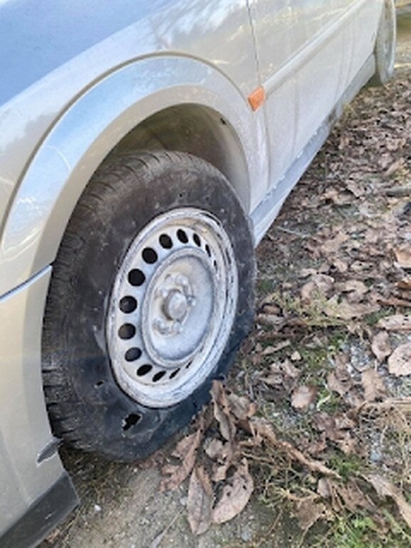 Σοβαρό τροχαίο με νταλίκα - Είχε... Άγιο Έλληνας ποδοσφαιριστής (photos)