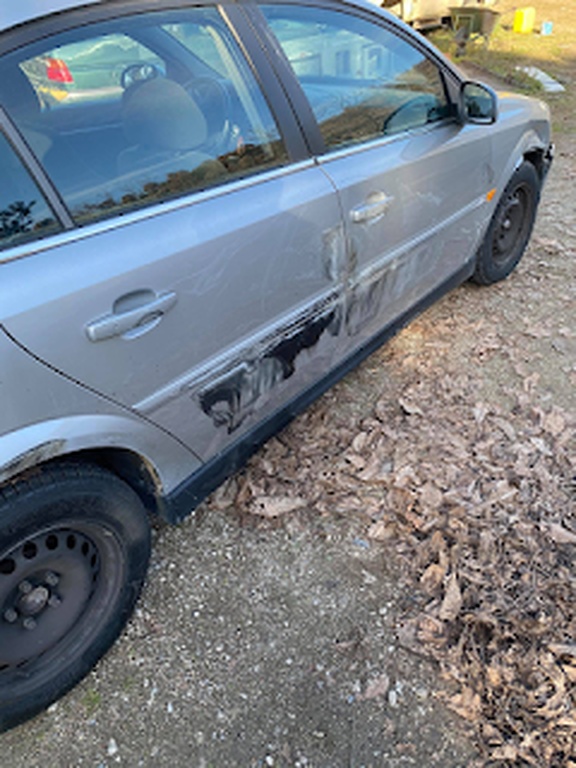 Σοβαρό τροχαίο με νταλίκα - Είχε... Άγιο Έλληνας ποδοσφαιριστής (photos)