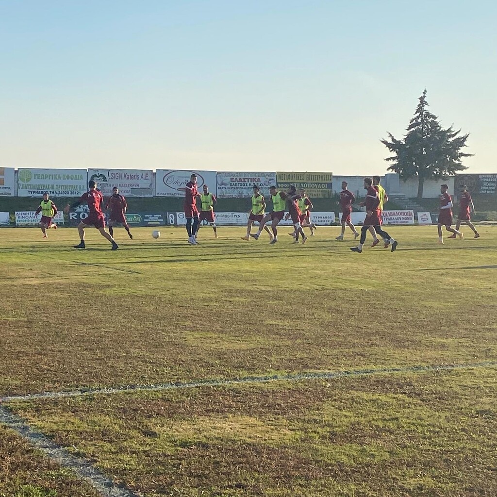 ΑΕΛ: Αποστολή με Πινακά και Μούζεκ