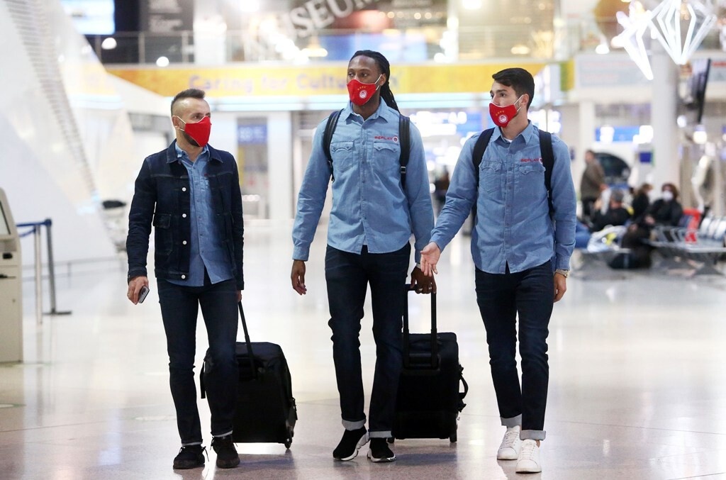 Ολυμπιακός: Αναχώρησε για Θεσσαλονίκη (photos)