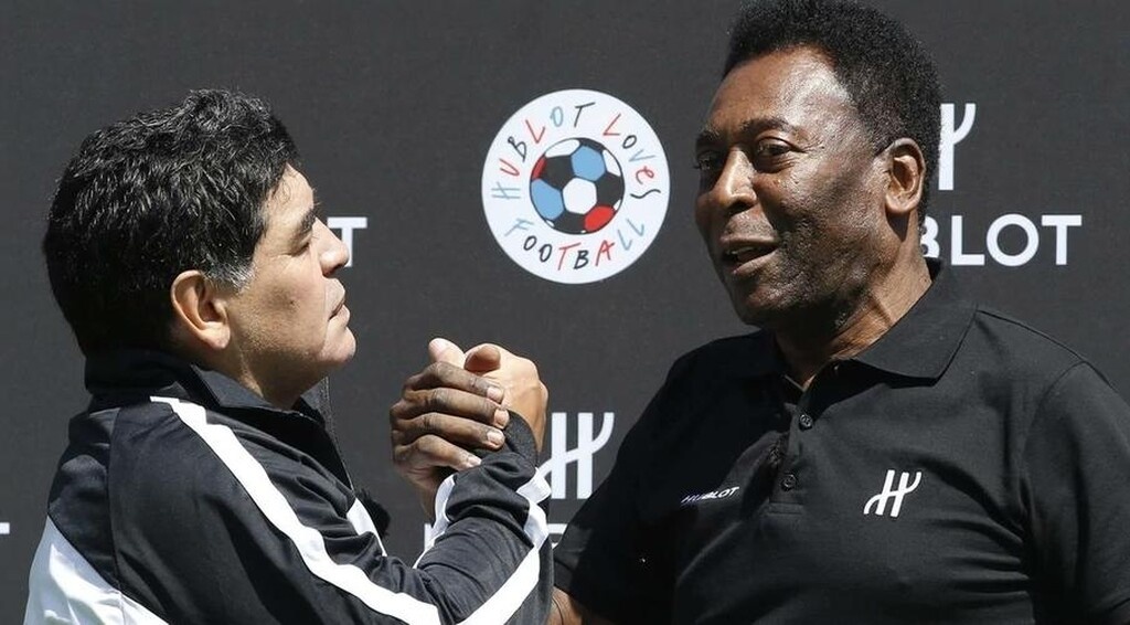 Ντιέγκο Μαραντόνα: Συγκλονίζει το στεφάνι του Πελέ (photos)