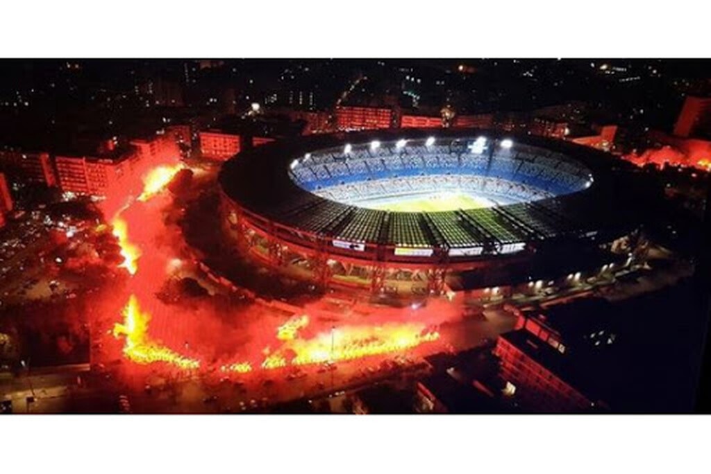 Ντιέγκο Μαραντόνα: Ανατριχίλα στο «Σαν Πάολο» με το Live is life (video+photos)