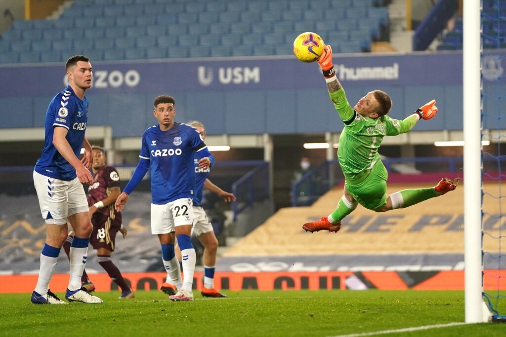 Premier League: Απέδρασε με Ραφίνια από το Λίβερπουλ η Λιντς! (video+photos)