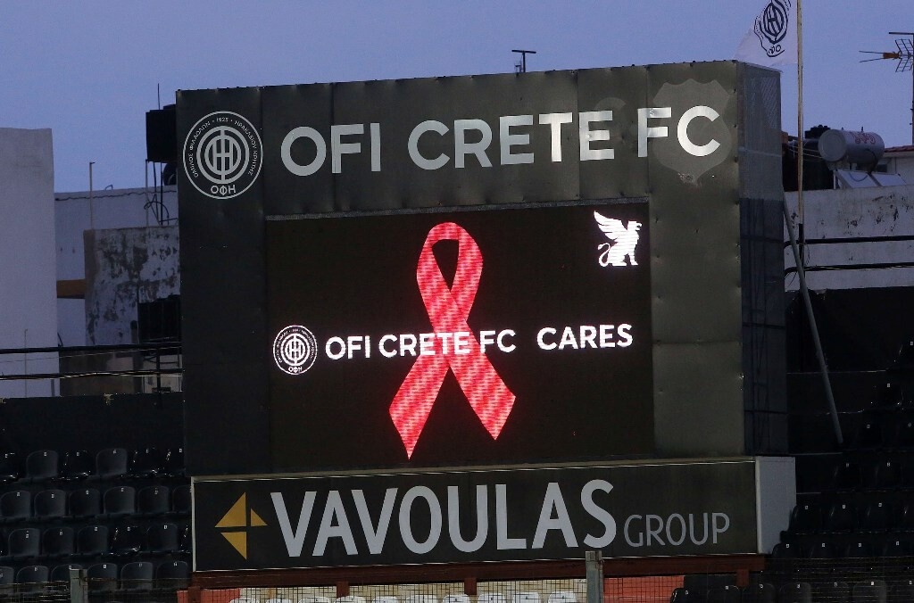 ΟΦΗ-ΠΑΣ Γιάννινα: Με κόκκινη κορδέλα κατά του AIDS οι Κρητικοί (photos)