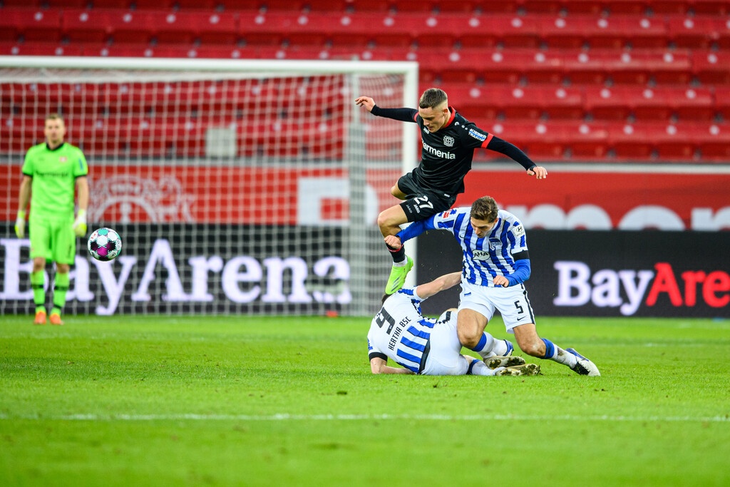 Bundesliga: Γκέλα για τη Λεβερκούζεν! (video+photos)