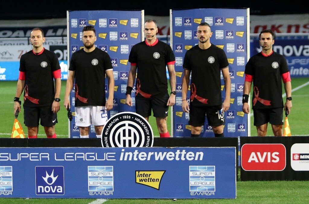 ΟΦΗ-ΠΑΣ Γιάννινα: Με κόκκινη κορδέλα κατά του AIDS οι Κρητικοί (photos)