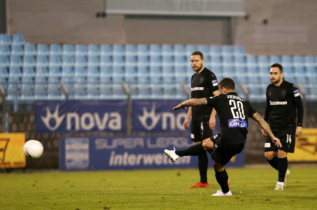 Super League: Η βαθμολογία μετά τα παιχνίδια της Κυριακής (29/11)