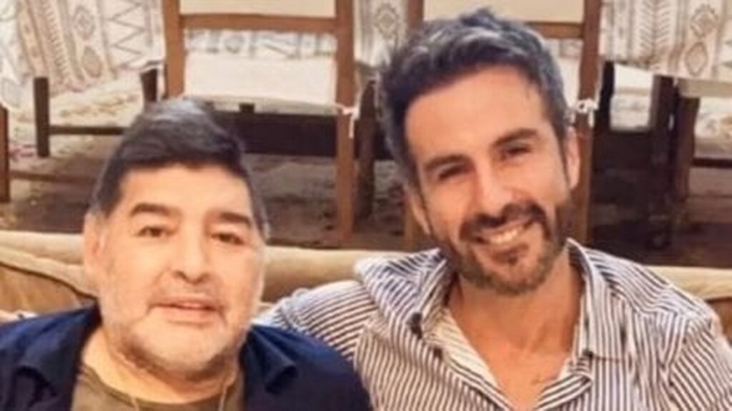 Ντιέγκο Μαραντόνα: «Έπεσε και χτύπησε στο κεφάλι, ακατάλληλο το σπίτι»… (photos)
