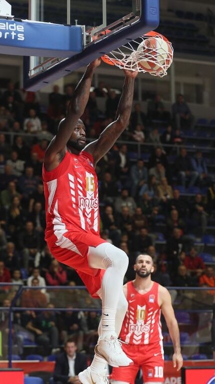 Μπάγερν Μονάχου: Κοντά σε Γκιστ