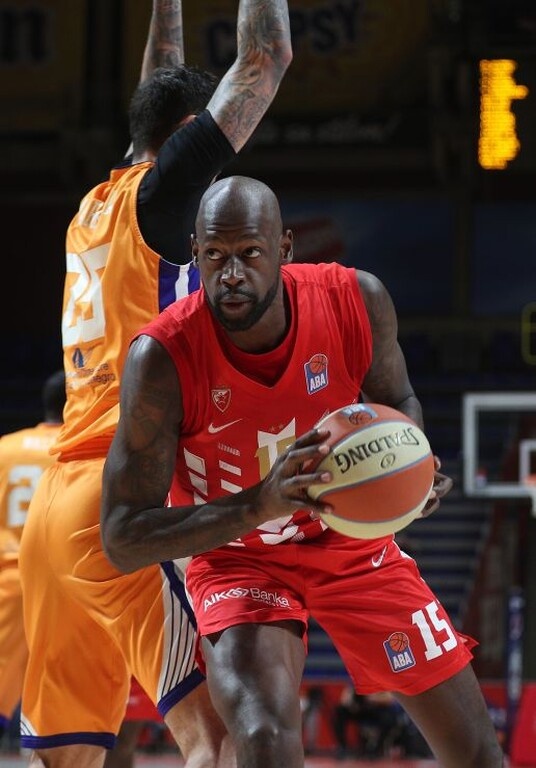 Μπάγερν Μονάχου: Κοντά σε Γκιστ