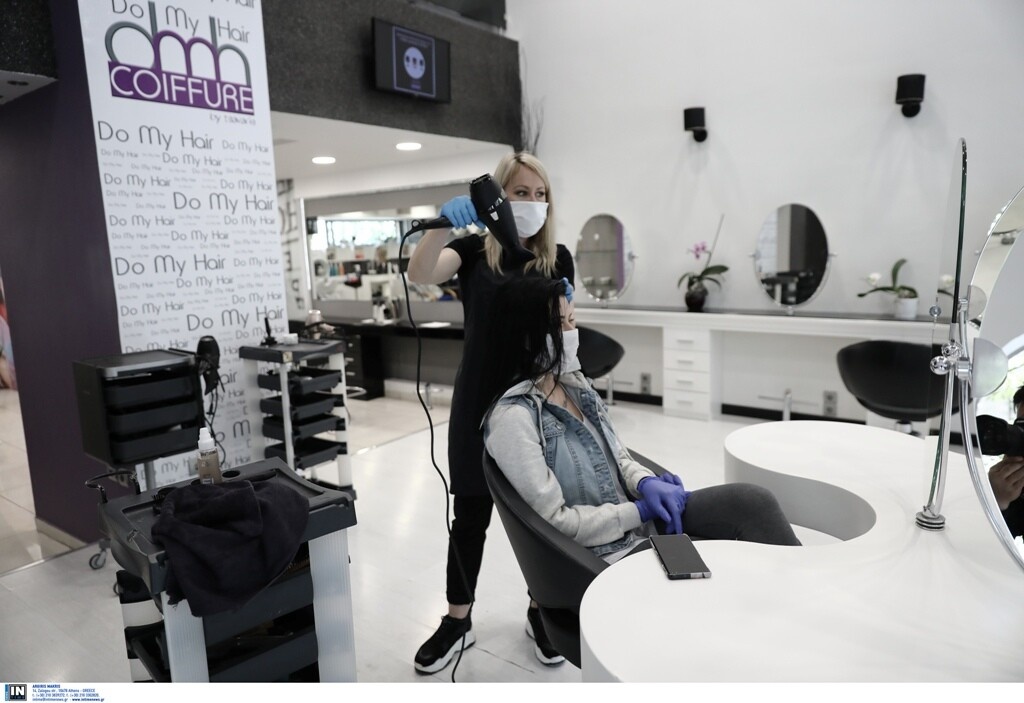 Άρση lockdown - Κομμωτήρια: Πότε ανοίγουν