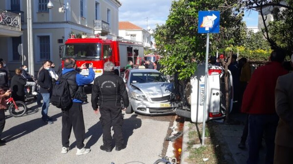 Σοκαριστικό τροχαίο για παίκτη του Μεσολογγίου - Σώθηκε από θαύμα (photos)