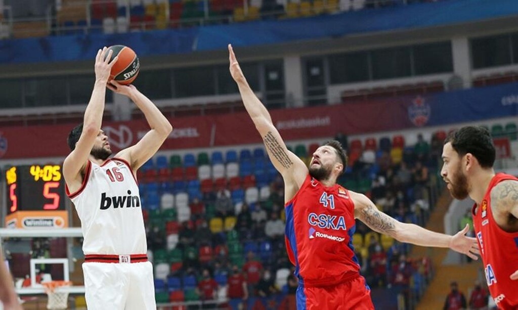 Ολυμπιακός: Η χειρότερη ομάδα στα τρίποντα στην Euroleague