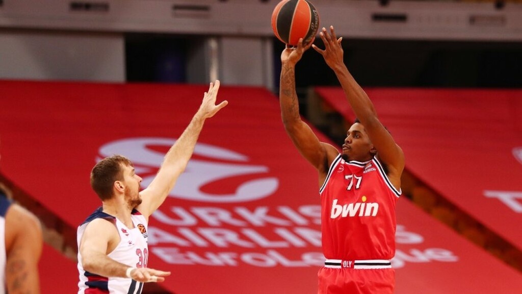 Ολυμπιακός: Η χειρότερη ομάδα στα τρίποντα στην Euroleague