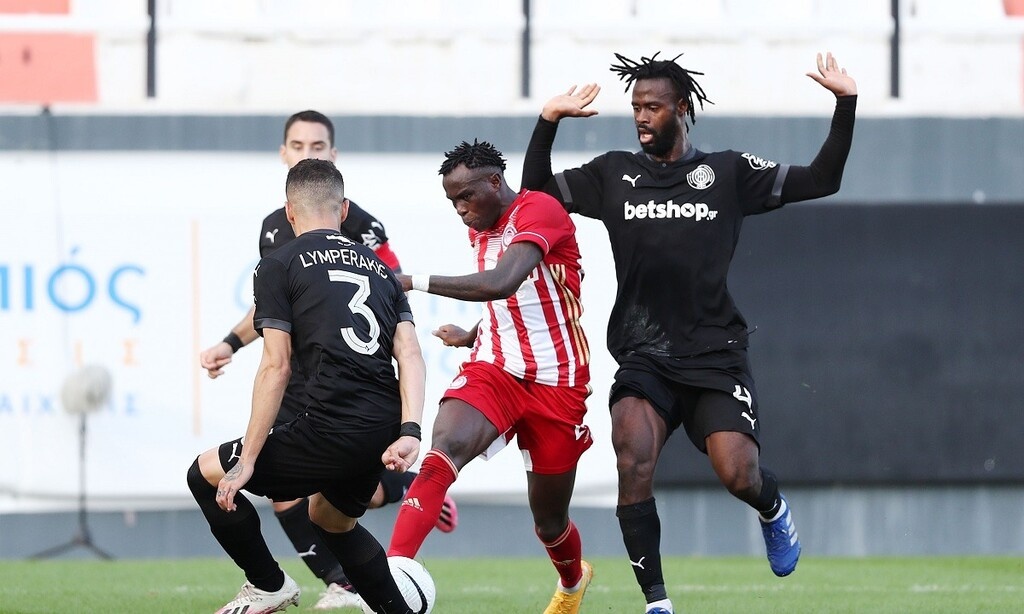 Ολυμπιακός: Αμφίβολος για Βόλο ο Μπρούμα