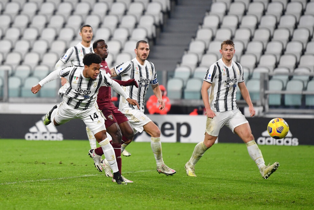 Serie A: Με ανατροπή… αφεντικό της πόλης η Γιουβέντους! (Photos & Videos)